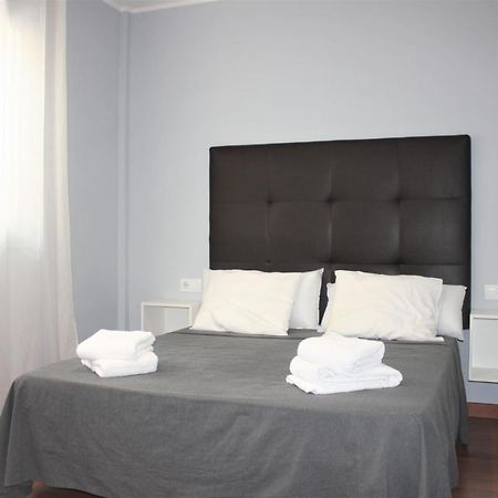 Alguera Hola Apartments Барселона Екстериор снимка
