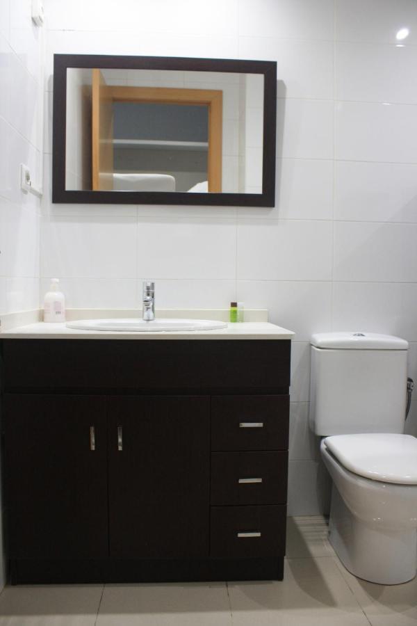 Alguera Hola Apartments Барселона Екстериор снимка