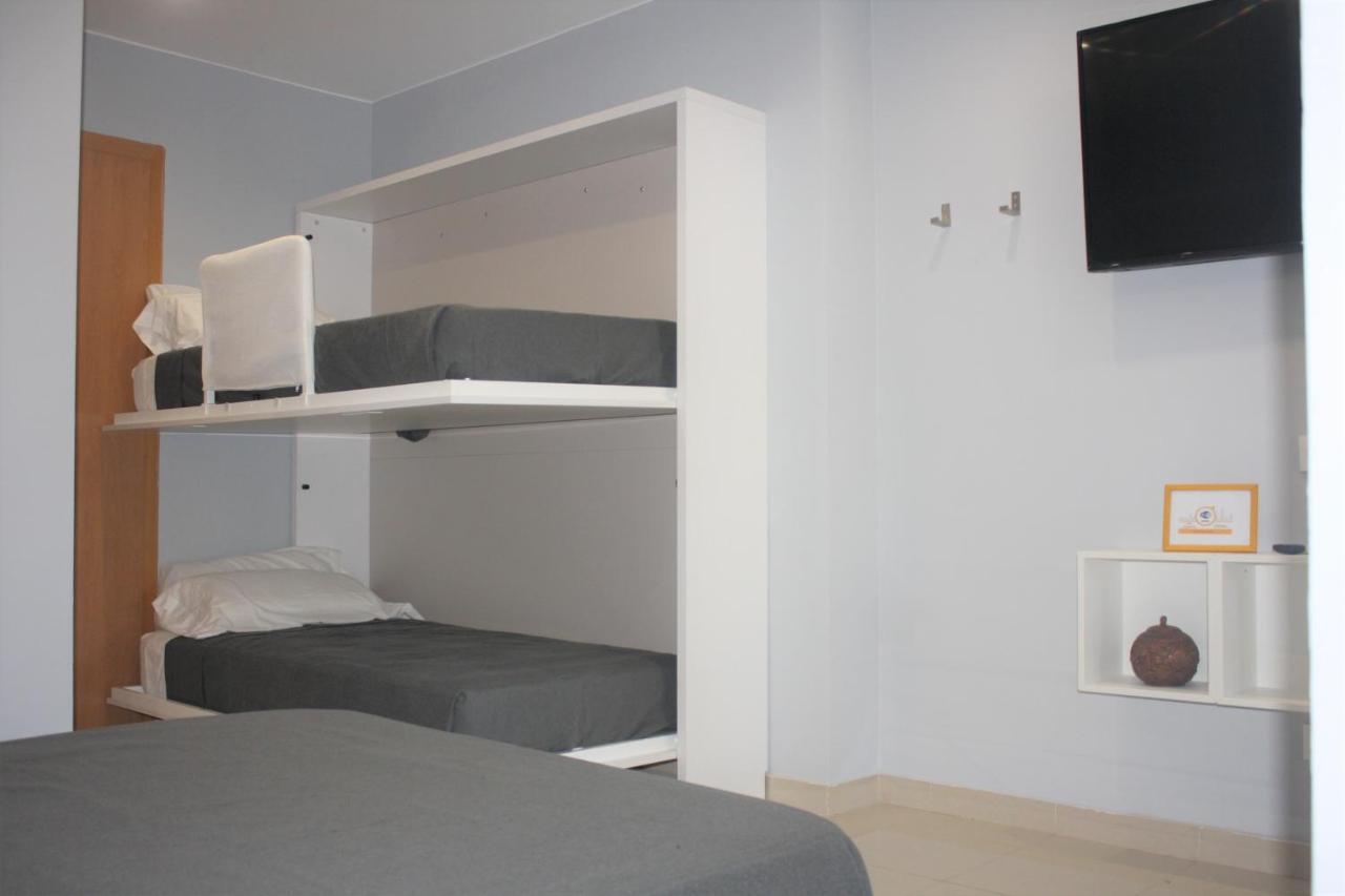 Alguera Hola Apartments Барселона Екстериор снимка