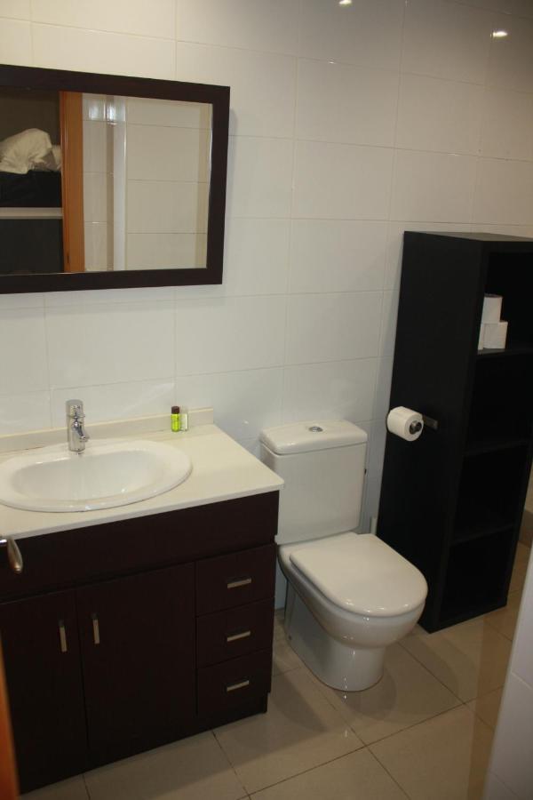 Alguera Hola Apartments Барселона Екстериор снимка